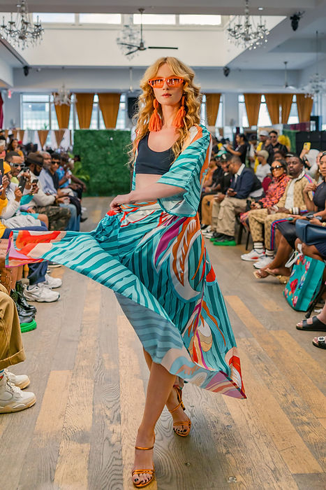 Mieux Swim The Chloe - Oversized Popping with Color Printed Robe Cover Up